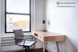 952 5th Ave in New York, NY - Building Photo - Building Photo