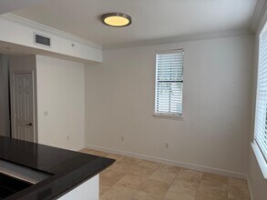 606 Fern St in West Palm Beach, FL - Building Photo - Building Photo