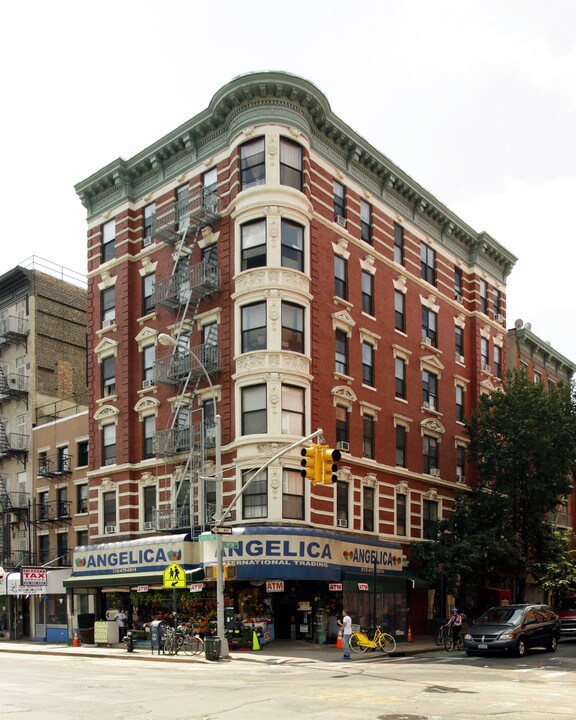 2-4 Clinton St in New York, NY - Building Photo