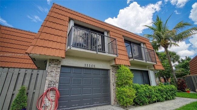 11101 SW 15th Manor in Davie, FL - Building Photo - Building Photo
