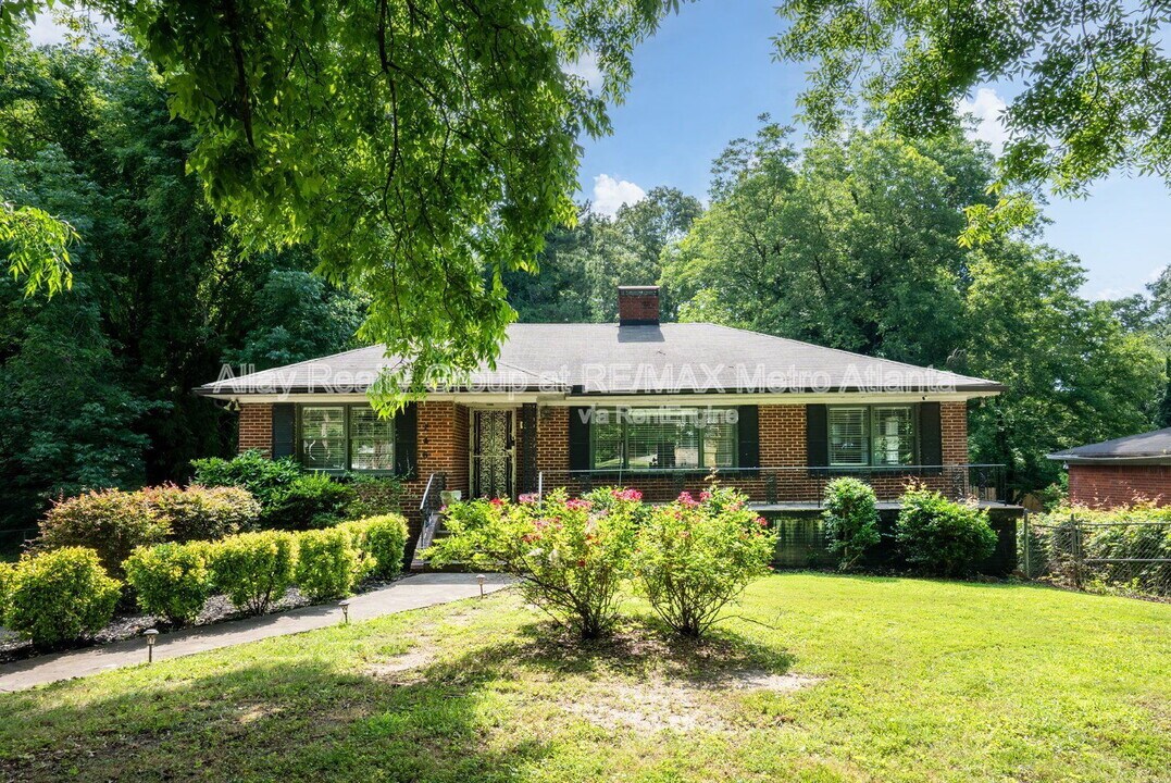 246 Florida Ave SW in Atlanta, GA - Building Photo