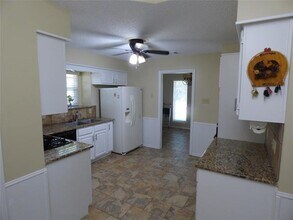1920 Arbor Creek Dr in Carrollton, TX - Building Photo - Building Photo