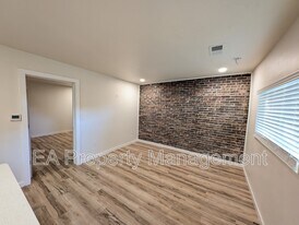 810 13th St NW in Albuquerque, NM - Building Photo