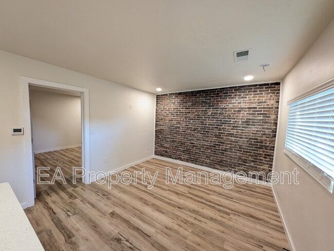 810 13th St NW in Albuquerque, NM - Building Photo - Building Photo