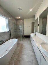 1801 Bridle in El Paso, TX - Foto de edificio - Building Photo