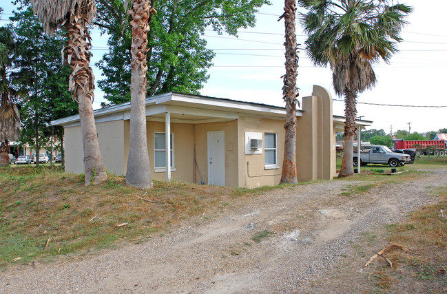 1224 Eppes Dr in Tallahassee, FL - Foto de edificio - Building Photo