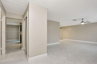 3607 NW 82nd Terrace in Coral Springs, FL - Building Photo - Building Photo