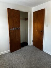 27 Healy St in Huntington, NY - Building Photo - Building Photo