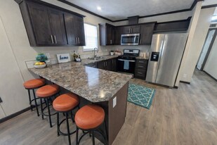 16213 Normandy St in Clinton Township, MI - Building Photo