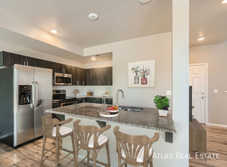 4143 Meadowview Ct in Evans, CO - Building Photo