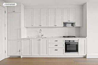 100 Claremont Ave in New York, NY - Foto de edificio - Building Photo