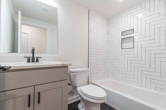 810 W Norris St in Philadelphia, PA - Building Photo - Building Photo