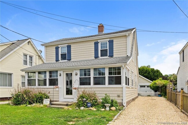 36 White Sand Beach Rd in Old Lyme, CT - Building Photo - Building Photo