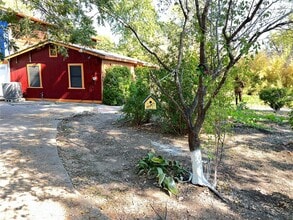 2012 Maxwell Ln in Austin, TX - Building Photo - Building Photo