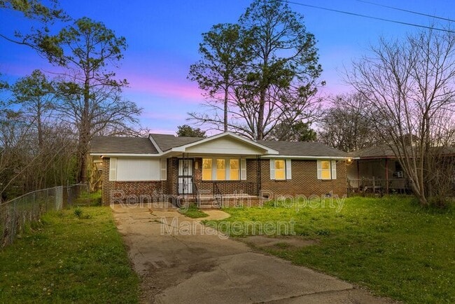 2129 13th St N in Bessemer, AL - Building Photo - Building Photo