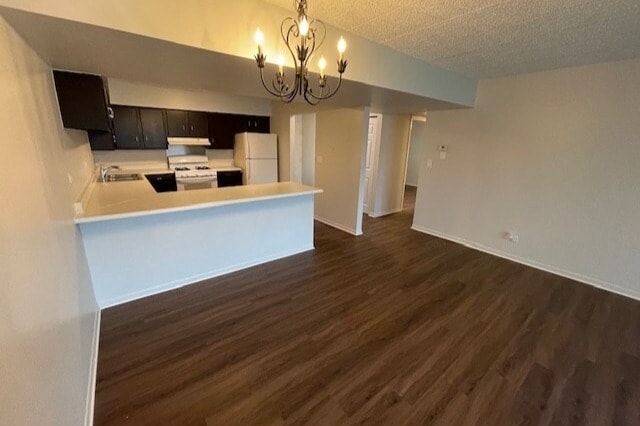 Lakeview Terrace Apartments