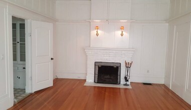 627 Rose Ave, Unit #2 in Pleasanton, CA - Building Photo - Building Photo