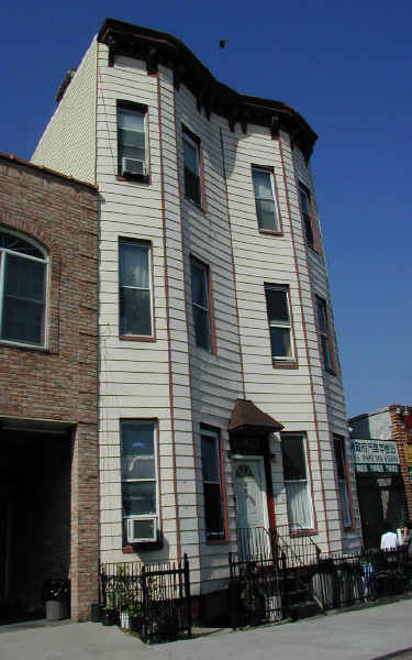 200 28th St in Brooklyn, NY - Building Photo