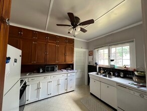 207 Marquette St, Unit 2 in Bay City, MI - Building Photo - Building Photo