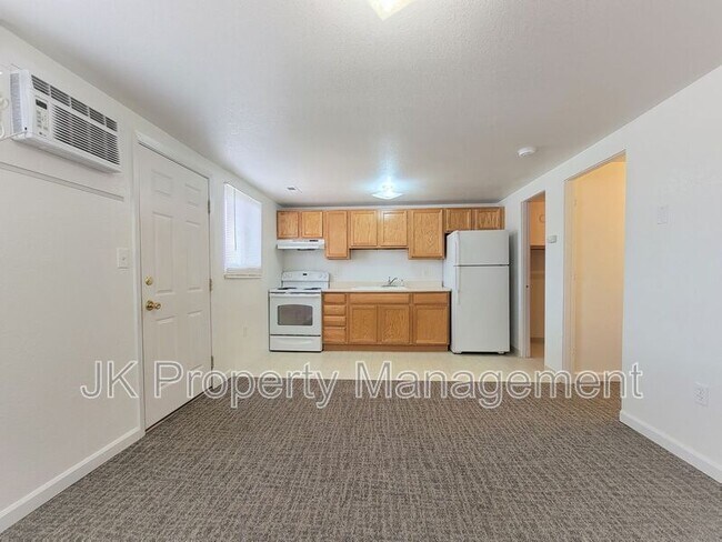 4000 Ella Ave in Great Falls, MT - Building Photo - Building Photo