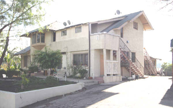 858 N La Fayette Park Pl in Los Angeles, CA - Building Photo - Building Photo