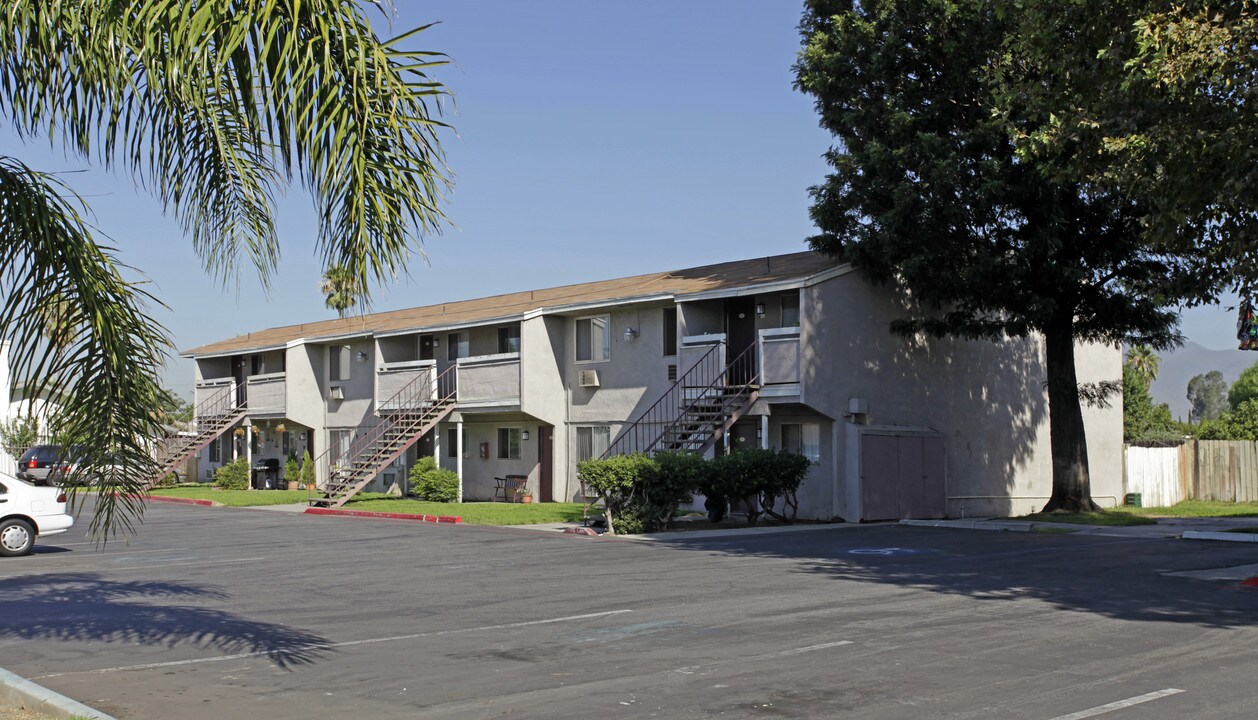 Windrush Apartment Community in Fontana, CA - Building Photo