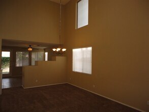 3343 E Pinot Noir Ave in Gilbert, AZ - Building Photo - Building Photo