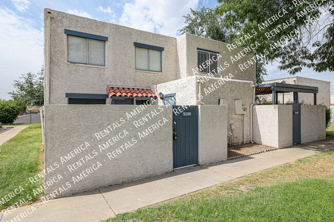 property at 5206 N 42nd Dr