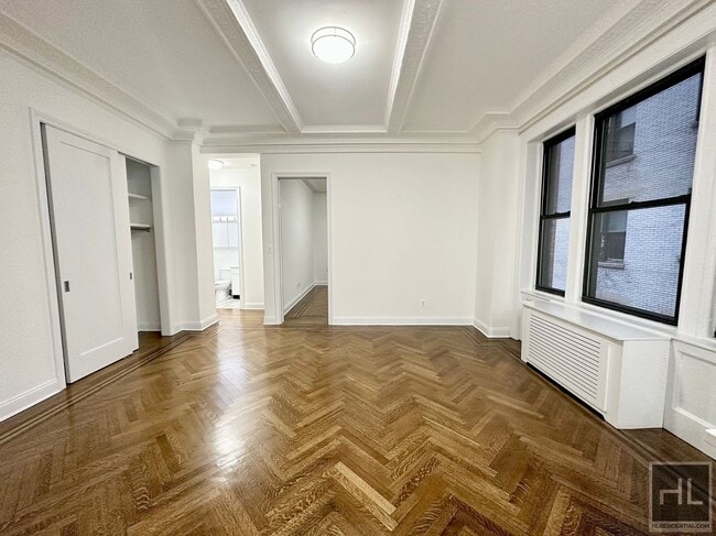 WEST 58 STREET in New York, NY - Building Photo - Building Photo