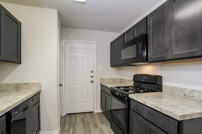 8618 Oak Grove Church St in Houston, TX - Building Photo - Building Photo
