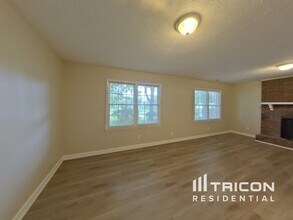 2561 Falcon Ridge Dr SW in Grayson, GA - Building Photo - Building Photo