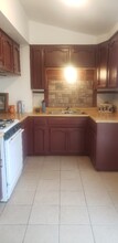 230 S B St in Exeter, CA - Building Photo - Building Photo