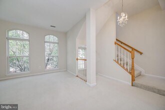 310 Cross Green St in Gaithersburg, MD - Building Photo - Building Photo