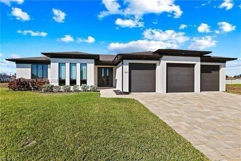 property at 523 NW 20th St