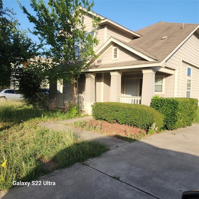 property at 2341 Bluffstone Dr