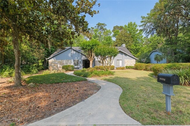 1012 NW 45th Ter in Gainesville, FL - Building Photo - Building Photo