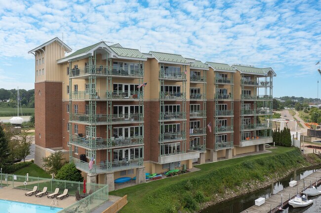 Riverwatch Condominiums in South Haven, MI - Building Photo - Building Photo