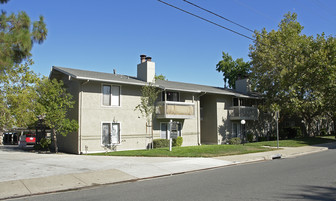 Pleasant Hill Gardens Apartments