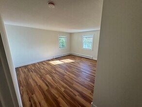 79 Cranston St in Westfield, MA - Building Photo - Building Photo