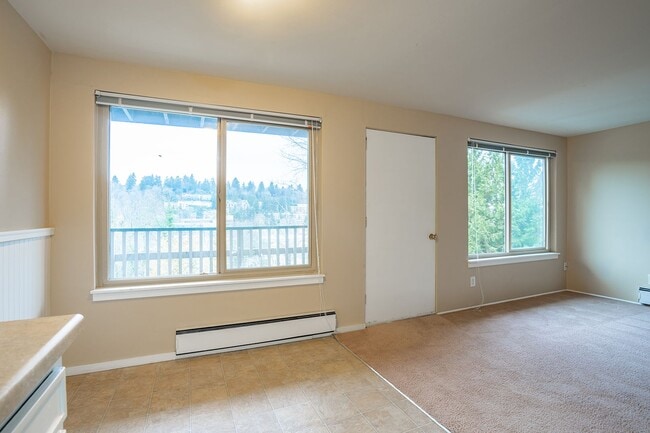 Westwinds Apartments in Mercer Island, WA - Foto de edificio - Interior Photo