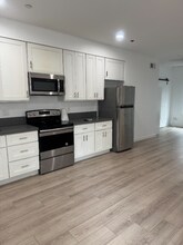 532 Cesar E. Chavez Pkwy in San Diego, CA - Building Photo - Building Photo