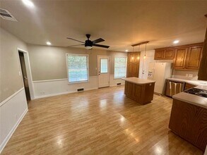 1011 Aileen St in Denton, TX - Building Photo - Building Photo