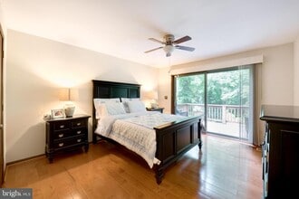 1185 Great Oak Ct in Crownsville, MD - Building Photo - Building Photo