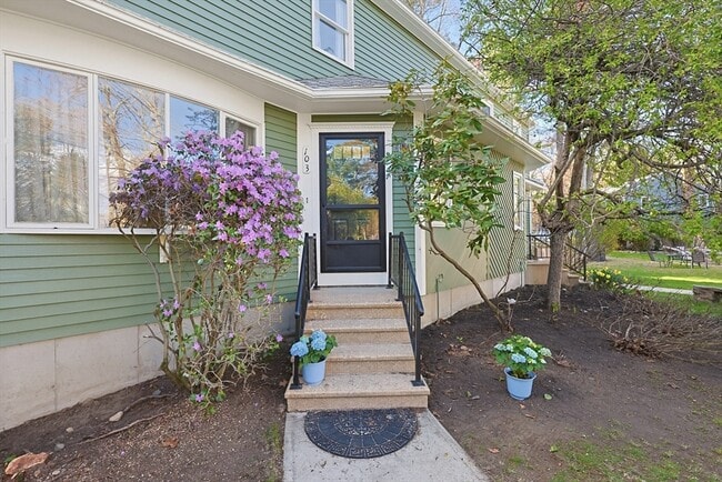 103 Metropolitan Ave in Ashland, MA - Building Photo - Building Photo