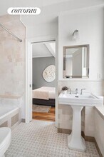 1200 5th Ave in New York, NY - Building Photo - Building Photo