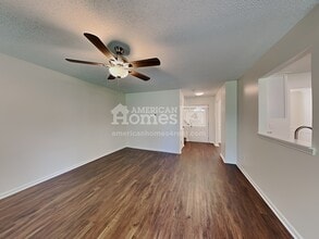 915 Brisley Cir in Hampton, GA - Building Photo - Building Photo