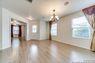 1754 Stargazer Pass in San Antonio, TX - Building Photo - Building Photo