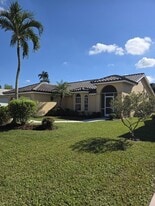 5220 Rosen Blvd in Boynton Beach, FL - Building Photo