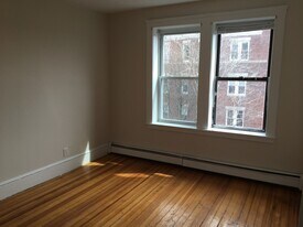 1680 Commonwealth Ave, Unit #4 in Boston, MA - Building Photo
