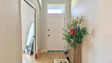 9196 Cres Lodge Cir in Pike Road, AL - Building Photo - Building Photo